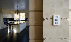 Регулятор внутренней  температуры в помещении
Фото:Uponor